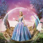 魔法壞女巫：第二章電影圖片 - Glinda_siz.947x1500_1756225122.jpg